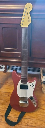 Wii rock band fender mustang - band,