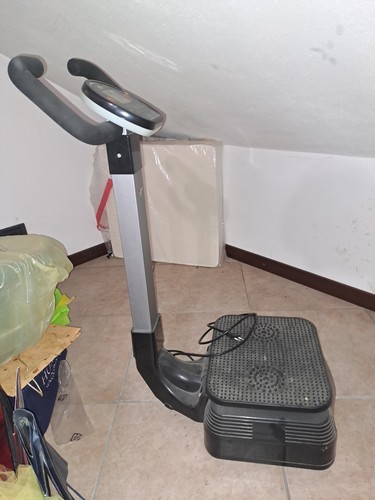 Attrezzi palestra usati - attrezzi,