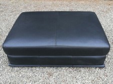 Pouf in ecopelle nero Chateau