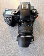 Corpo Samsung NX1 + 16-50mm in