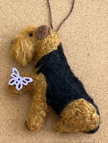 Airedale welsh terrier - airedale,