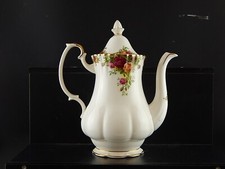 PORCELLANA ROYAL ALBERT VINTAGE TEIERA CAFFETTIERA OLD COUNTRY ROSES DIFETTO