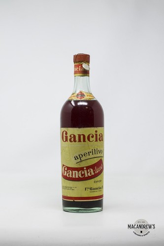Aperitivo gancia rosso con - gancia,