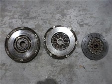 KITDEEMBRAGUE  Volante Motor