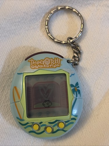 Tamagotchi connection 2004 - tamagotchi,