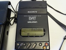 SONY TCD-D3 DAT WALKMAN PEZZI