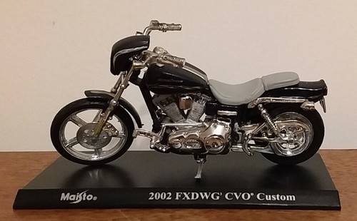 Moto maisto harley - moto,