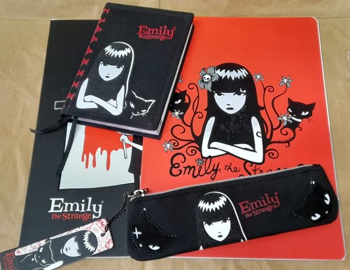 Emily the strange set - emily,
