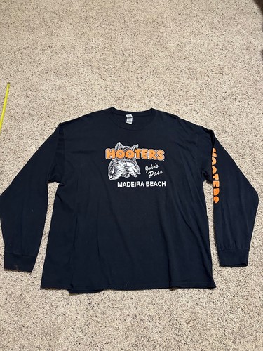 Shirt gildan hooters john s - gildan,