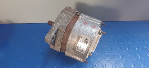 Alternatore uso ricambi per