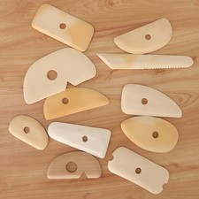 11 pezzi in legno di argilla