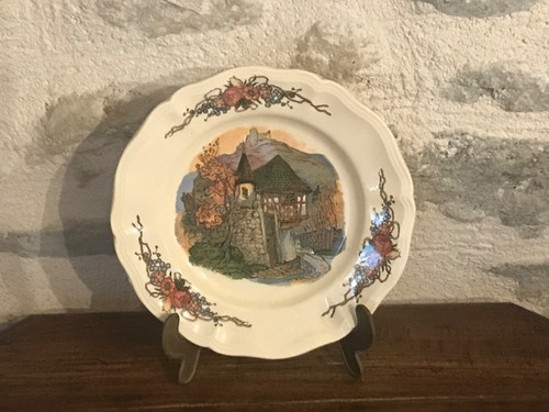Ancienne assiette décorative