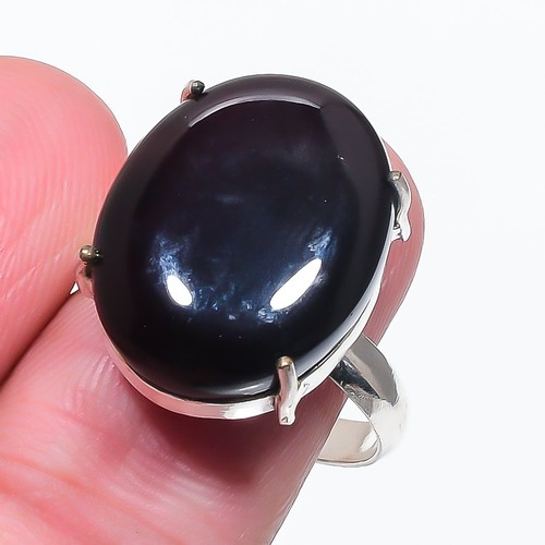 Anello con pietre preziose