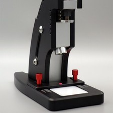 Punzonatrici per pelletteria fatte a mano pressa manuale battitrice e taglio