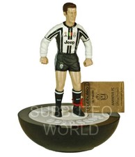 Una figurina juventus subbuteo - una,