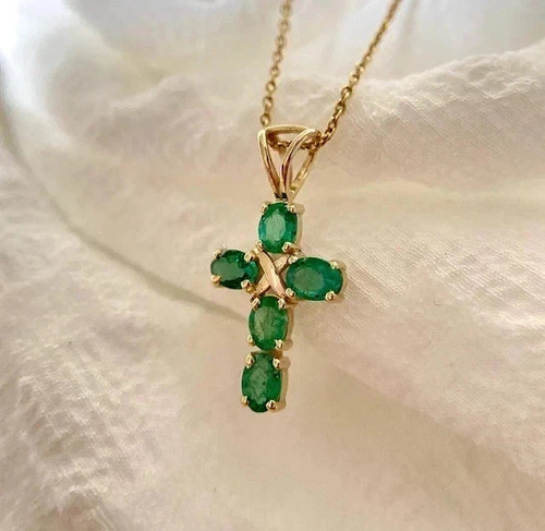 Ciondolo croce smeraldo verde