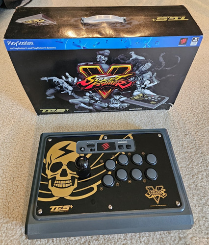 Mad catz street fighter 5 - catz,