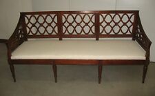 Divano antico in ciliegio massello. Epoca fine 1700/inizi 1800