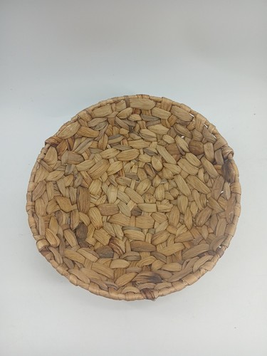 Round woven storage basket - woven,
