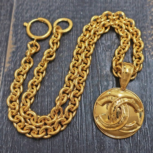 Collana con ciondolo chanel - collana,