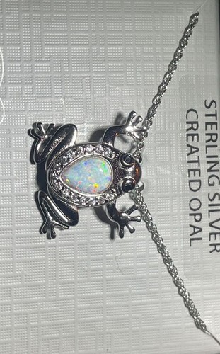 Collana con ciondolo rana