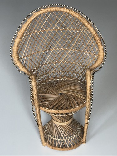 Sedia vintage vimini pavone