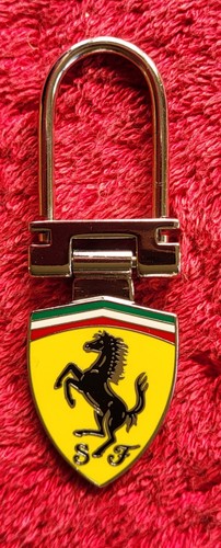 Ferrari keyring key chain - ferrari,