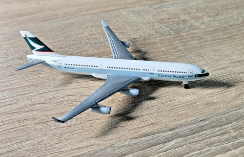 Herpa wings 500 cathay - herpa,