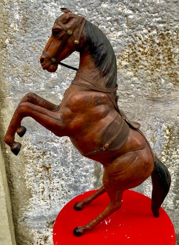 Cheval cabré papier - en,