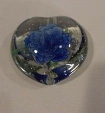 PRESSE PAPIER Fermacarte VINTAGE in VETRO MURRINA - MURANO, CUORE CON FIORE BLU