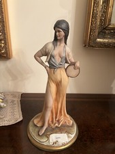 Donna in porcellana - Bruno