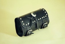 Barilotto Spaan in vera pelle borchiato da 2,1 litri - Tool Bag moto custom HD