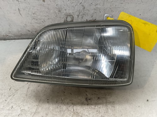 Faro anteriore sinistro - anteriore,