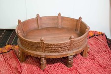 mobile basso indiano in legno di teak inciso