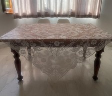 Antica tovaglia copritavolo in cotone bianco lavorazione filet 