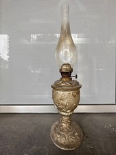 Antica lampada a petrolio lume