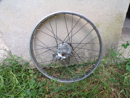Jante roue avant peugeot - roue,