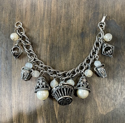 Bracciale vintage con - , ciondolo