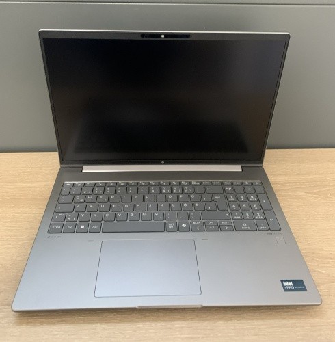 Zbook power g11 touch - hp,
