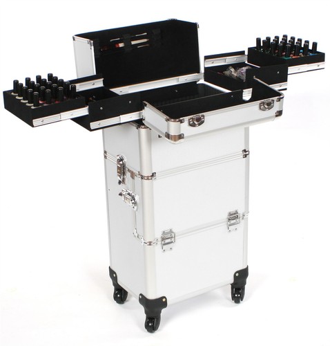 Smalto trucco cosmetico smalto