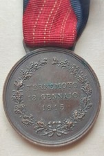 MEDAGLIA TERREMOTO DELLA MARSICA COMMORATIVA 1915 AVEZZANO VITTORIO EMANUELE III