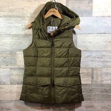 Gilet imbottito con cappuccio