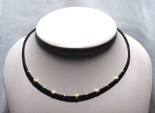 Girocollo Caucciù e Oro