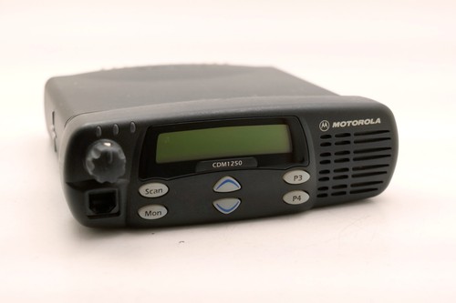 Motorola cdm1250 radio mobile - motorola,