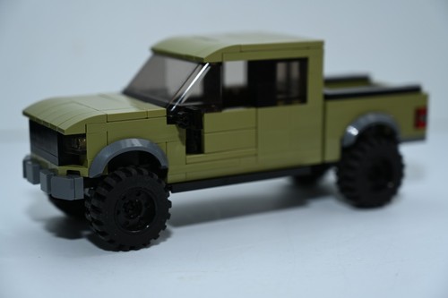 Pickup militare verde oliva