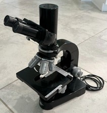 Microscopio tedesco vintage