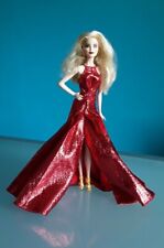 "MATTEL" Barbie "Magia delle Feste 2017", vestiti originali.