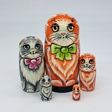 Bambole nidificazione amico