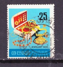 FRANCOBOLLI Sri Lanka 25 c. Lavori Artigianali  1977 YV490