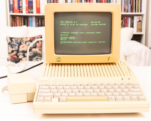 Apple iic con - usa),